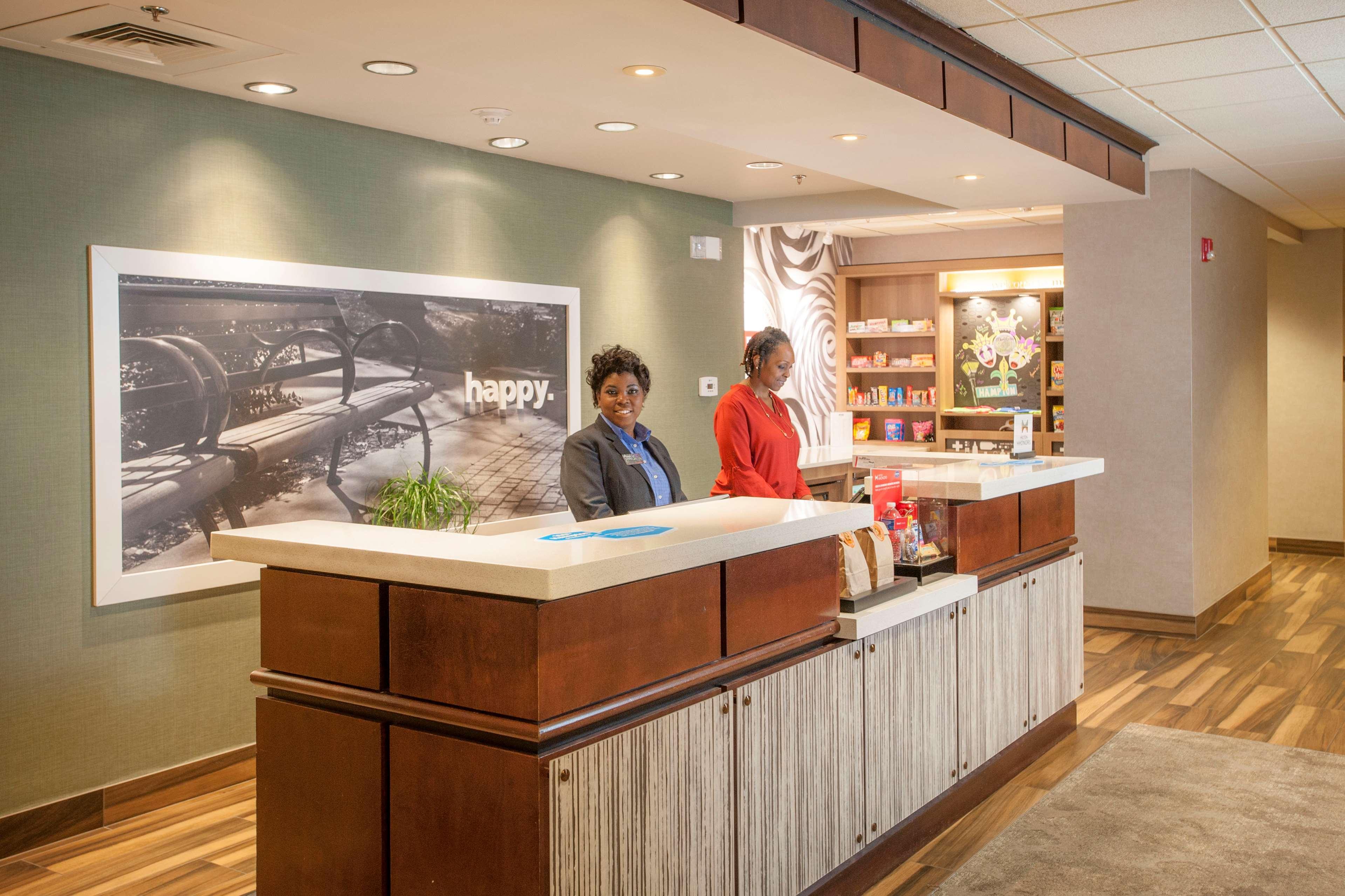 Hampton Inn & Suites Mobile Providence Park/Airport Екстер'єр фото