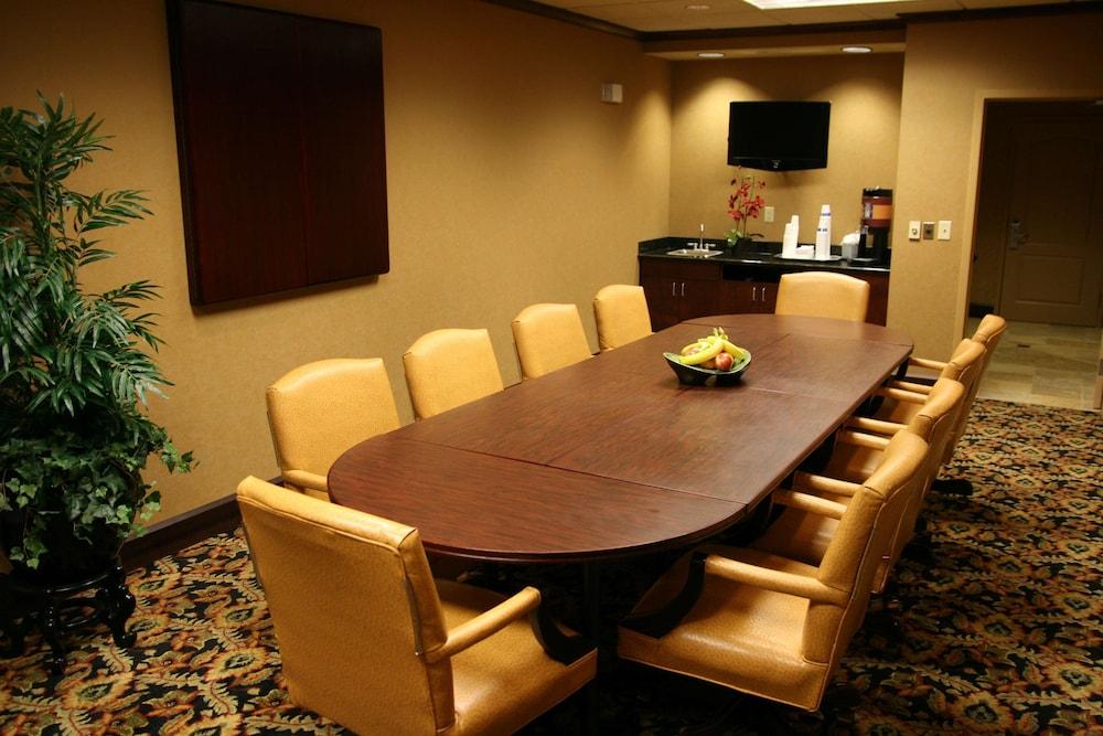 Hampton Inn & Suites Mobile Providence Park/Airport Екстер'єр фото