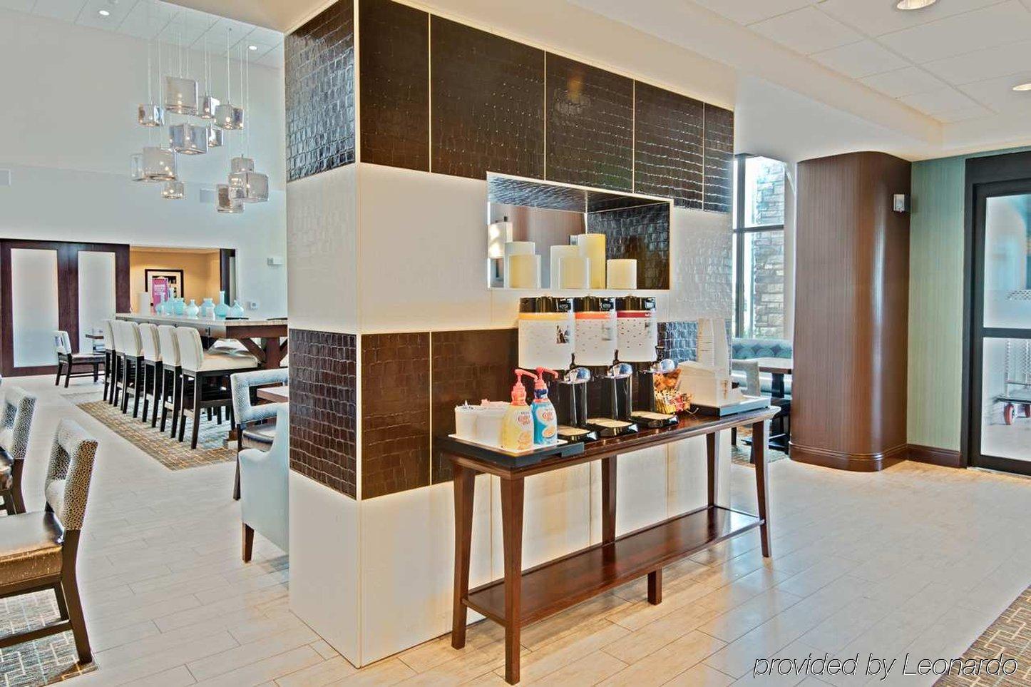 Hampton Inn & Suites Mobile Providence Park/Airport Екстер'єр фото