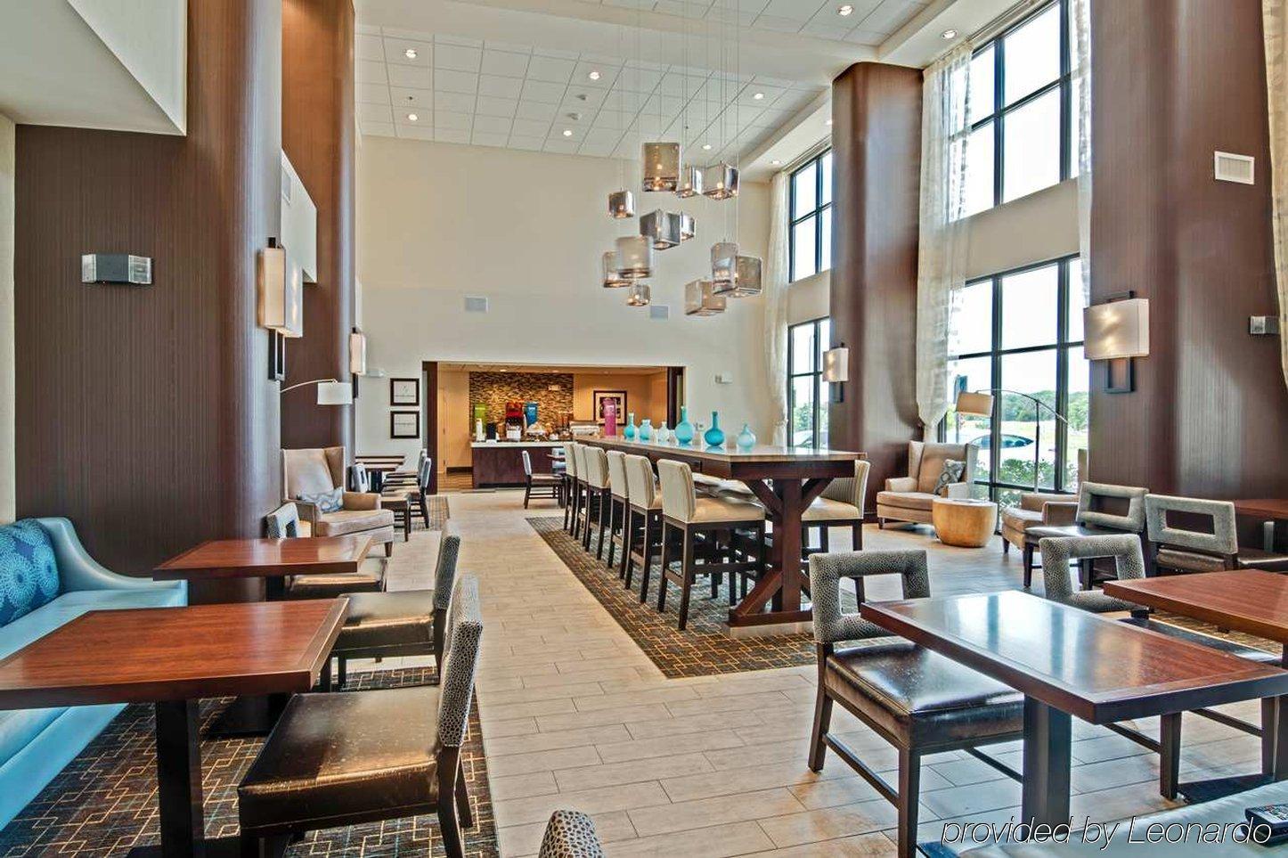 Hampton Inn & Suites Mobile Providence Park/Airport Екстер'єр фото