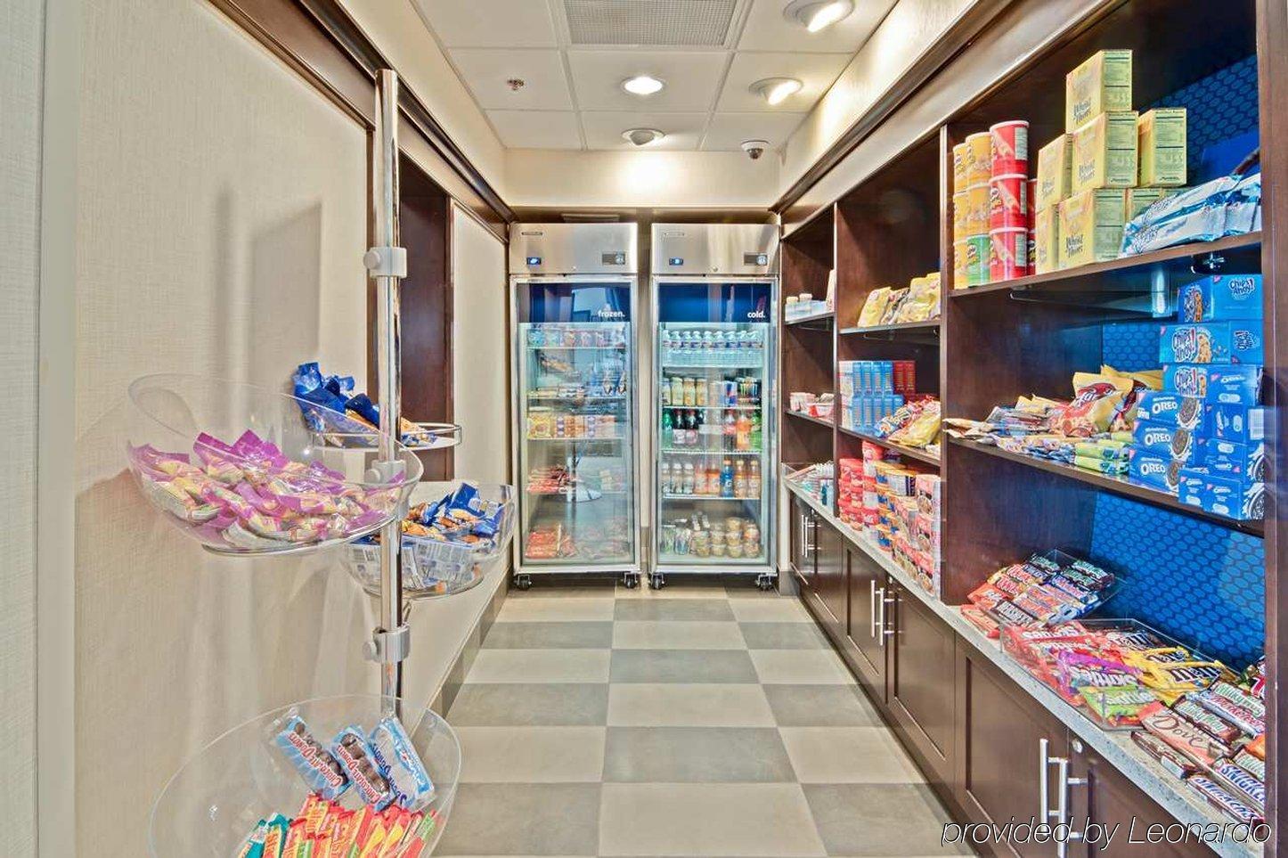 Hampton Inn & Suites Mobile Providence Park/Airport Екстер'єр фото