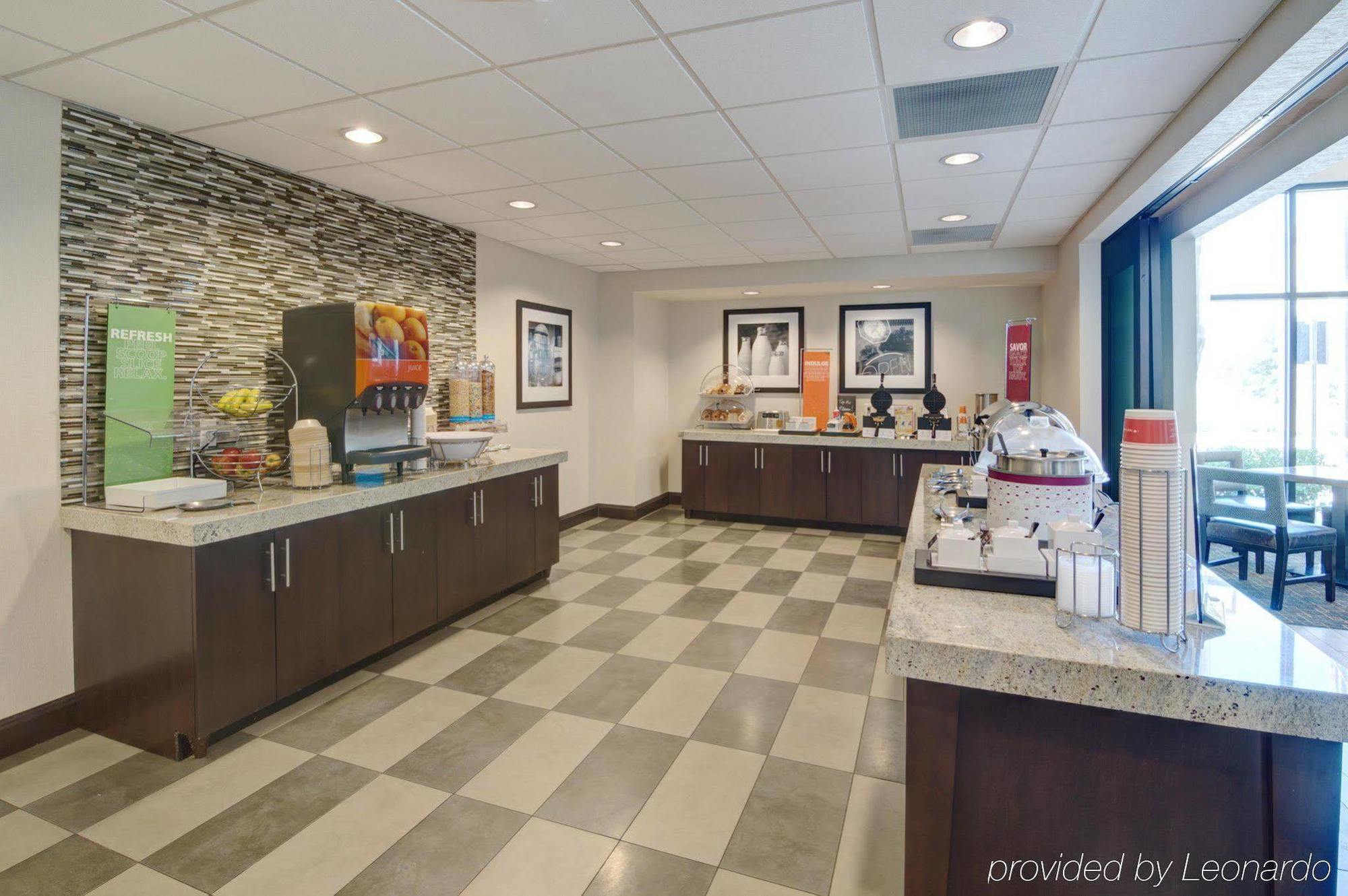 Hampton Inn & Suites Mobile Providence Park/Airport Екстер'єр фото